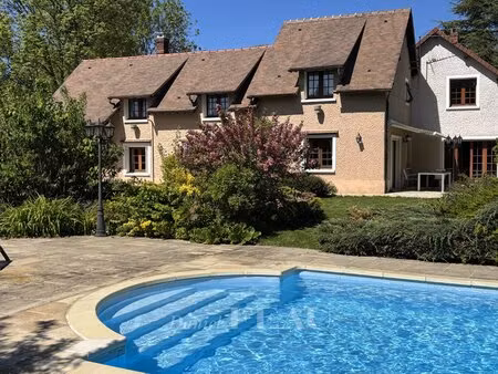 proche montfort maison ancienne avec piscine