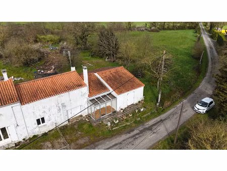 maison en pleine campagne de st christophe du ligneron