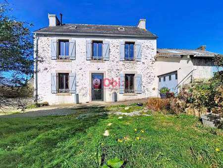 charme et authenticité : maison finistérienne sur terrain de 1000 m²