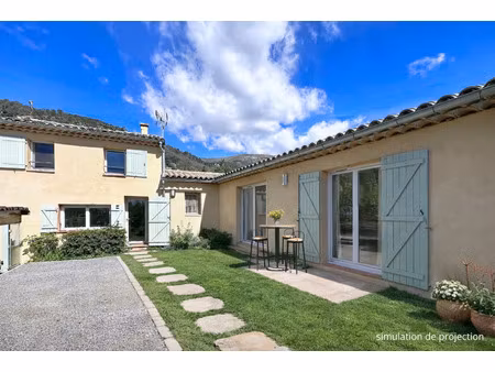 tourrettes-sur-loup maison en parfait état à moins de 5 mi