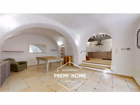 maison de village t5 d'env. 110 m2 avec terrasses aureille