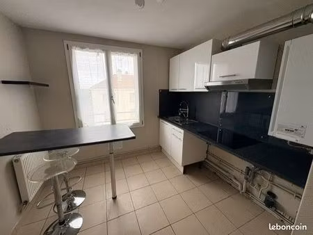 appartement 3 pièces 50 m²