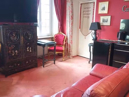 particulier loue studio 40m² meublé et équipé avec parking