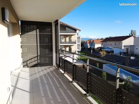 appartement 3 pièces 64 m²