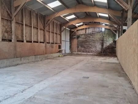 bâtiment de stockage