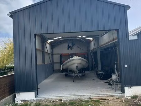 hangar