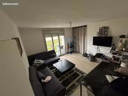 apparemment a échange f4 ‘hlm’