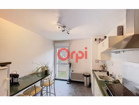 location appartement  52.3 m² t-2 à valleiry  1 190 €