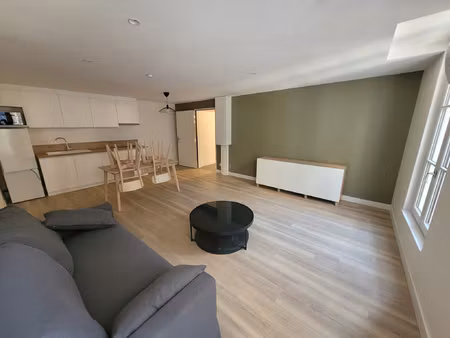 auch t2 meublé neuf - proche iut