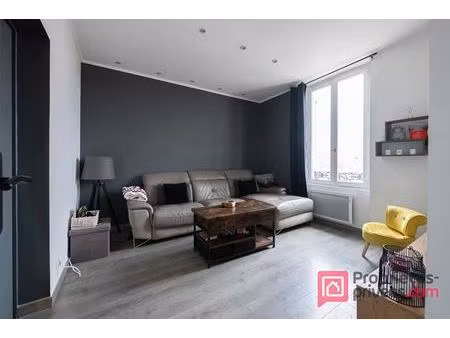 appartement 3 pièce(s)-54m²-2chambres+ box+ cave