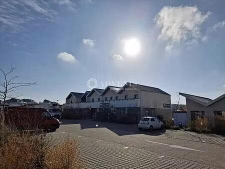 location bureaux 62 m² à 263 m²