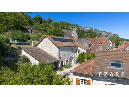 ensemble de proprietes de charme