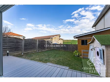 comme une maison avec vue sur la campagne