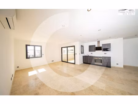 location appartement  m² t-4 à bollène  880 €