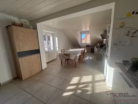 location appartement 3 pièces 63.1 m² à ouhans (25520)  600 €