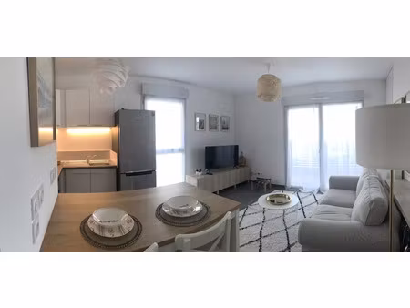 location meublée appartement 2 pièces 45 m² à saint-genis-pouilly (01630)  1 599 €