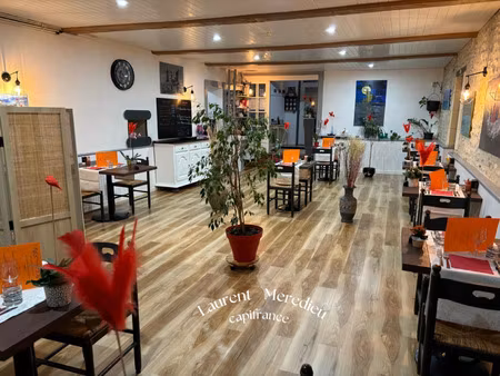 fonds de commerce à vendre mirambeau 500m2 109 800€
