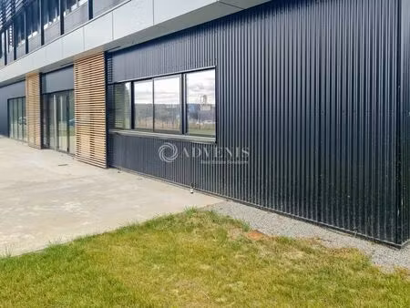 location commerce lamballe armor 22400 516m²