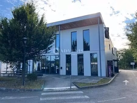 location commerce le haillan 33185 500m²