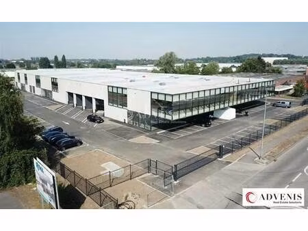 location entrepôt neuville en ferrain 59960 420m² à 947m²