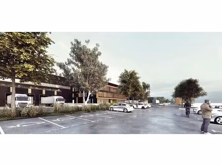 location entrepôt 9?900 m² à 99?000 m²