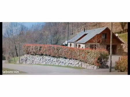 superbe grange rénovée dans le col d'aubisque