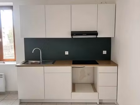 grand f2 56 m² haut de tamaris