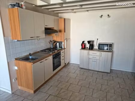 loue très beau f3 meublé de 60 m2