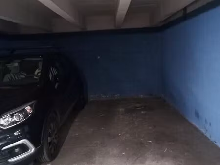 parking avenue de saint ouen