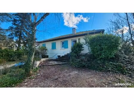 loue maison t5 au calme  proche des commodités  avec grand séjour  sous-sol 2 terrasses...