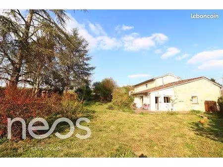 maison 8 pièces 180 m²