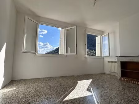 appartement 4 pièces 76 m²