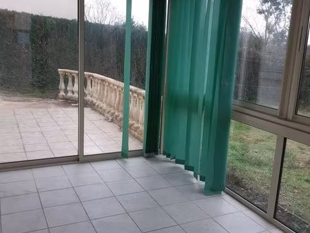 a louer maison a la gravelle 53