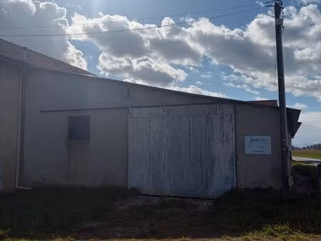 entrepôt - box - stockage * 120m²