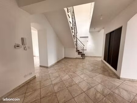 maison 5 pièces 100 m²