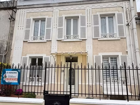 vente maison de ville 9 pièces