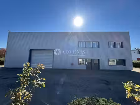 location entrepôt 1726m²