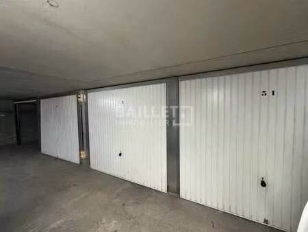 location entrepôt antibes 06160 60m²