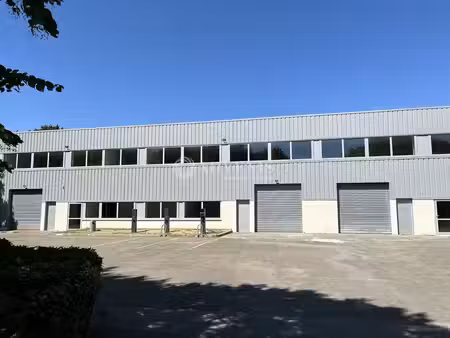location entrepôt 1004m² à 3969m²