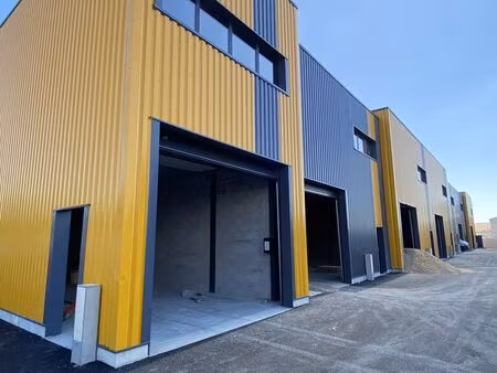 vente local d’activités lunel 34400 69m² à 2800m²