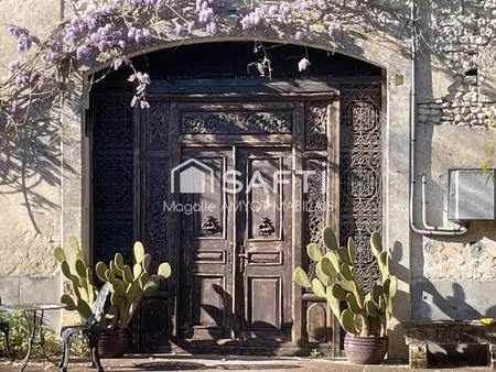 demeure de charme avec piscine et dépendances