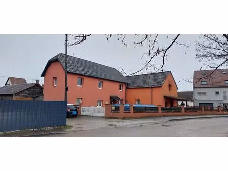 ensemble de 2 maisons de 113 et 130 m² sur 6.23 ares