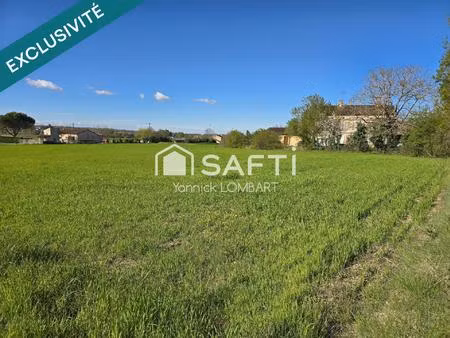 terrain constructible de 1738 m² à 10 minute d'albi