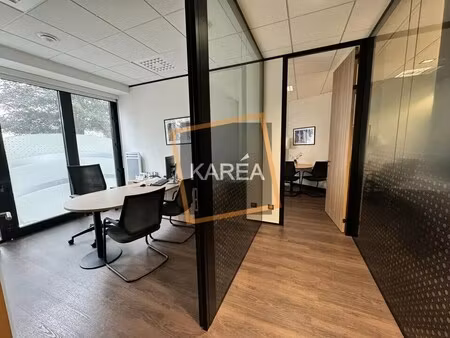 location commerce 169 m²