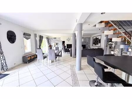 élégance contemporaine et art de vivre familial