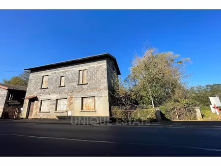 vente maison 5 pièces 158 m² à courpière (63120)  67 840 €