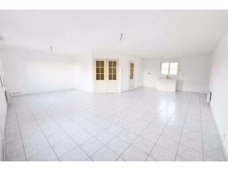 maison de plain-pied avec sous sol complet