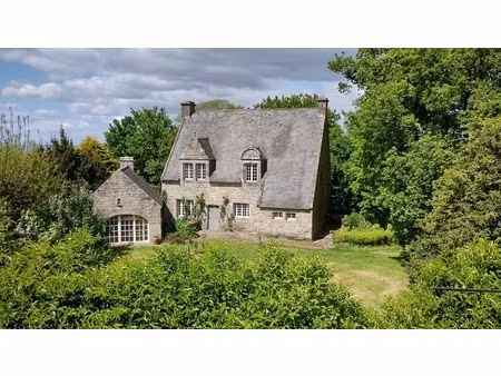 a vendre locronan propriété  maison de maître et maison de garde