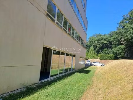 location bureaux 162 m²