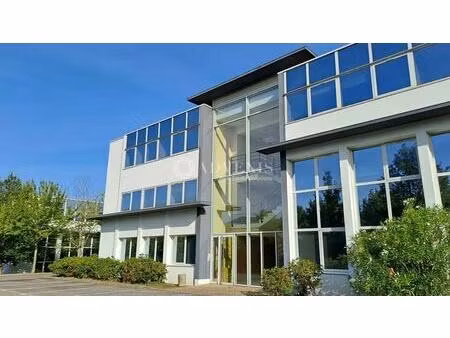 location bureaux 307 m²